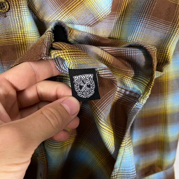 DIXXON Flannel Co. D-Tech Slightly Stooped Plaid Flannel shirt mens size M - Picture 6 of 8